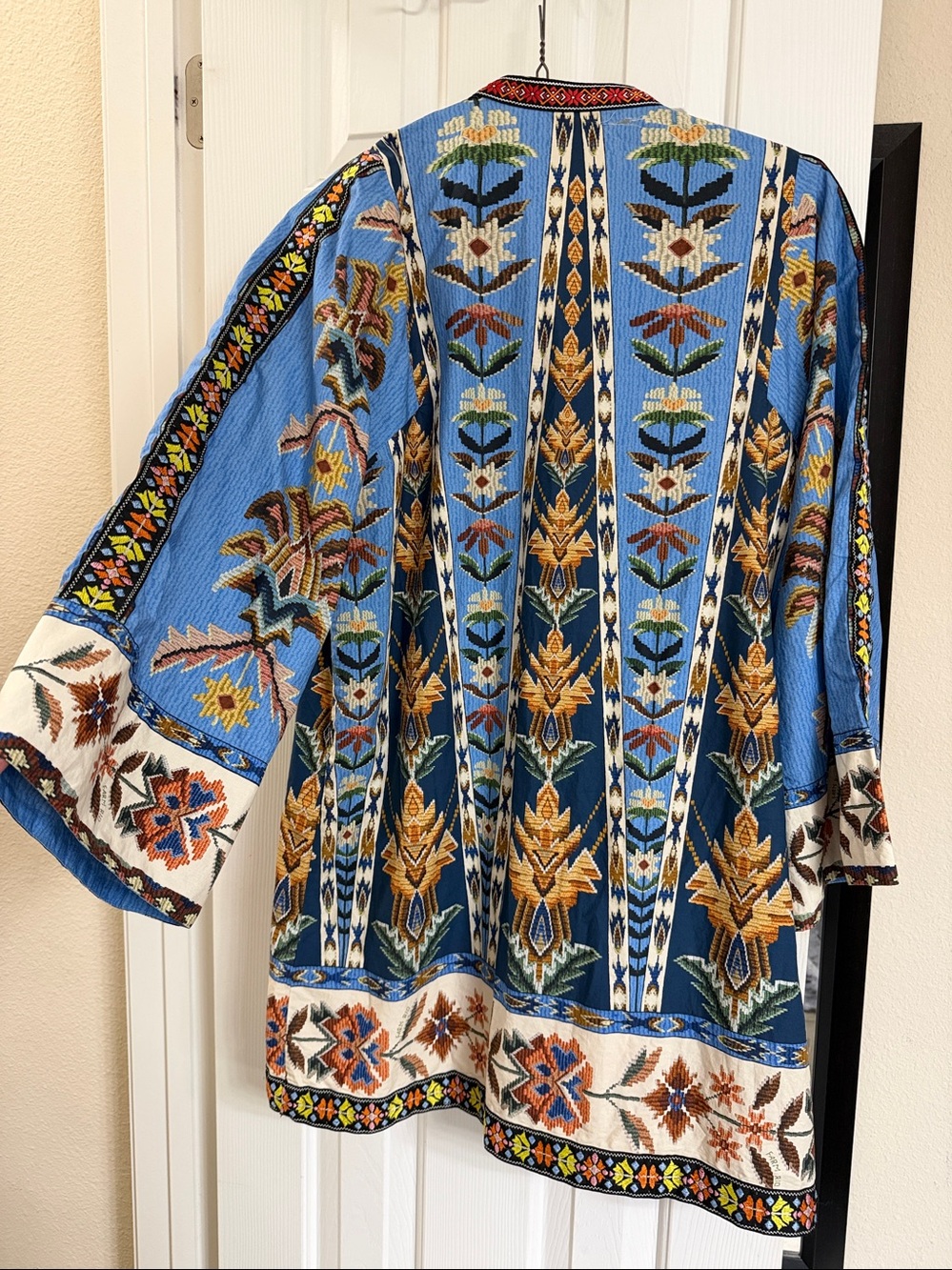FARM Rio Aztec Shift Dress . Large - Picture 5 of 8